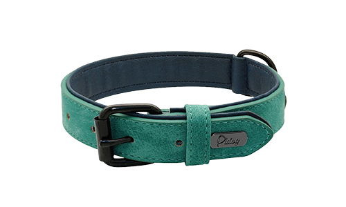 Green luxury velvet dog collar, 35-37cm length and 1.7cm width, featuring a black metal buckle and D-ring for a stylish look.